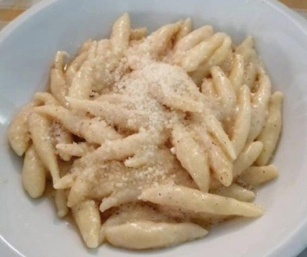 Leccornie piemontesi: Qui si mangia e beve bene