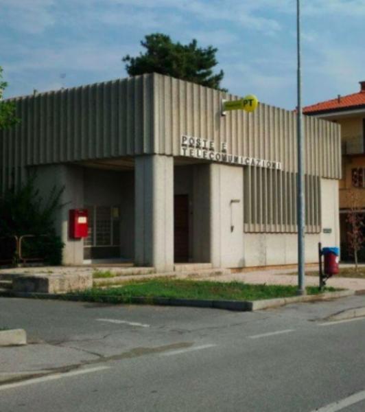 Via l’eternit, si abbatte l’ufficio postale di Manta