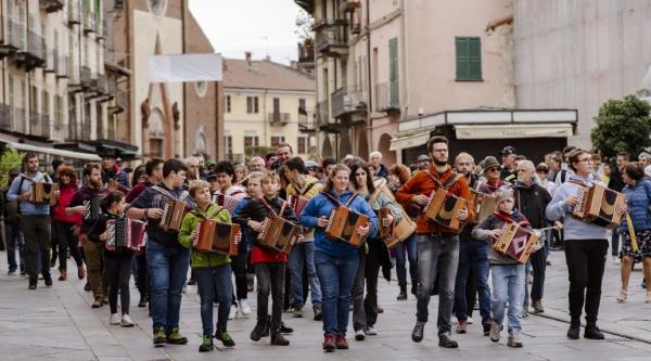 Uvernada, tre giorni di musica e parole