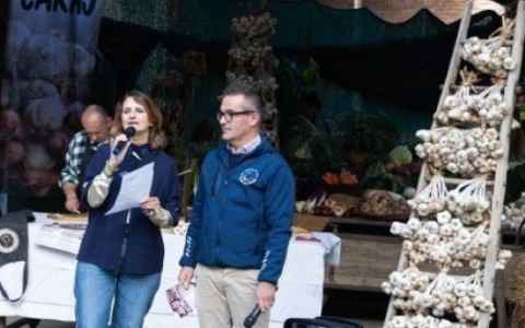 Gusto bagna caoda con l’aglio di Caraglio
