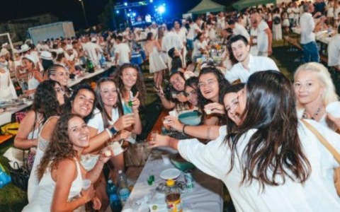 Barge, quasi 6 mila euro di spese nel bilancio della Cena in Bianco