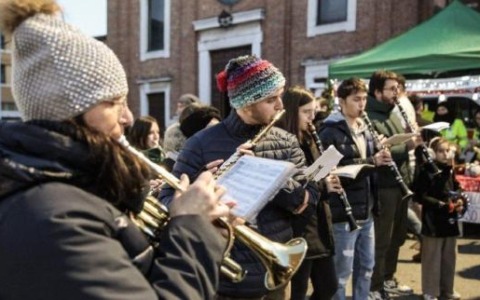 C’è “Natale col cuore” Domenica 14 in piazza a Bagnolo