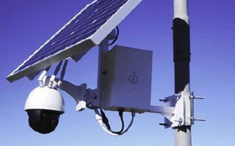 Barge, diciotto telecamere contro i “furbetti dei rifiuti”