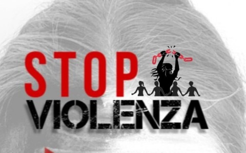 Barge dice No alla violenza sulle donne con un flashmob