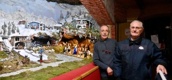 «Una pazzia, il nostro orgoglio»: il presepe di Villanova Solaro