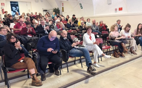 Donati all’Ospedale di Savigliano i proventi della Camminata in rosa