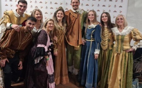 Domenica sfilano i carri con Dragon e Dragonetta baldoria a Dronero