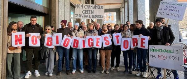 «No al maxi-biodigestore» La protesta sbarca a Cuneo