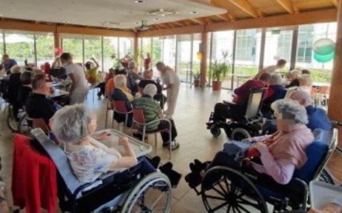 Ex Oss al Tapparelli condannata in tribunale