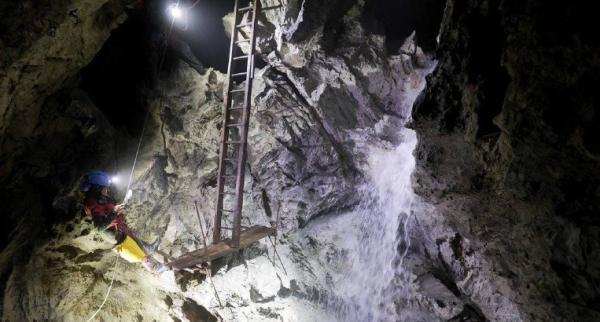 Nel ventre della montagna le affascinanti “Scale Perotti”