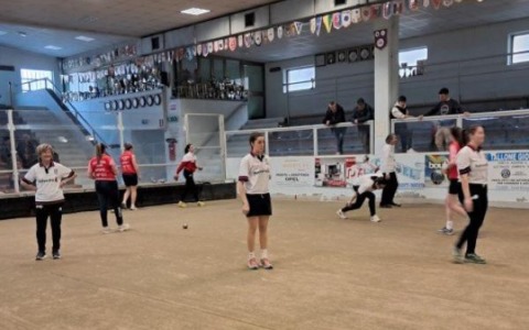 Auxilium rosa alla final four