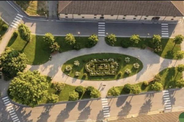 Piazza Marconi a Dronero torna al passato