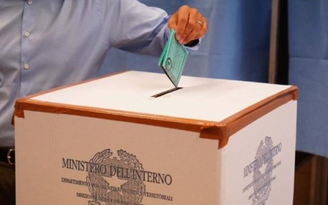 Si vota il referendum sulla giustizia