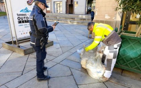 Rifiuti: arrivano i controlli sui sacchetti