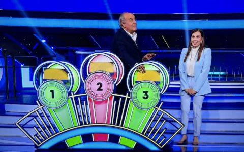 Debora Adamini porta Villafranca alla Ruota della Fortuna