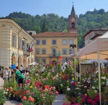 Vieni sotto la Rocca c’è Cavour in fiore