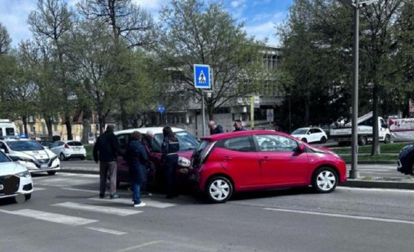 Semaforo in corso Roma per la sicurezza dei pedoni