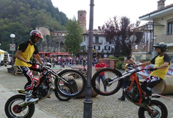 Domenica a tutta moto Barge capitale del trial