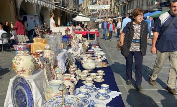 Pasquetta in città a spasso tra i banchi del Mercantico