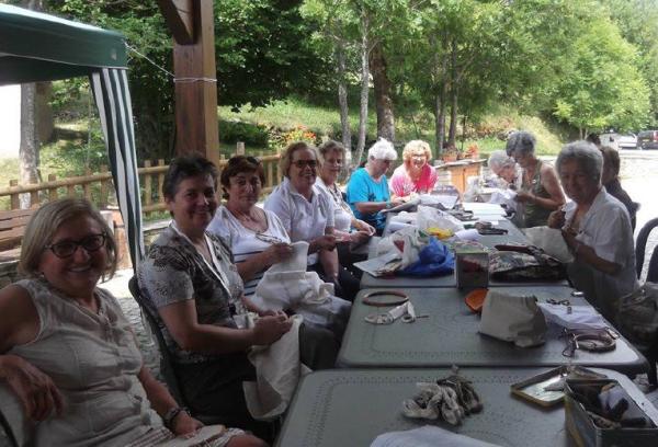 Vent’anni di ricamo e uncinetto per “I passatempi di Griselda”