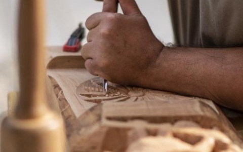 Il legno, le mani, l’incontro: A Saluzzo la Mostra dell’Artigianato