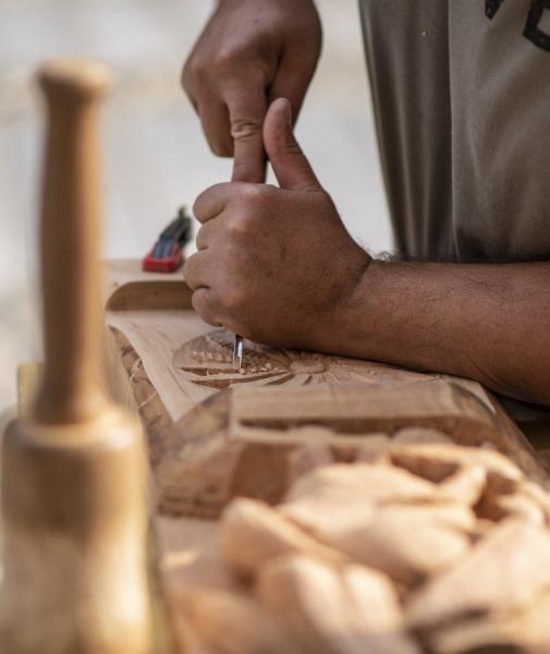 Il legno, le mani, l’incontro: A Saluzzo la Mostra dell’Artigianato