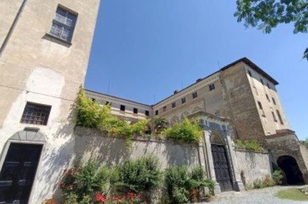 Apertura straordinaria del castello di Piasco: visite da prenotare