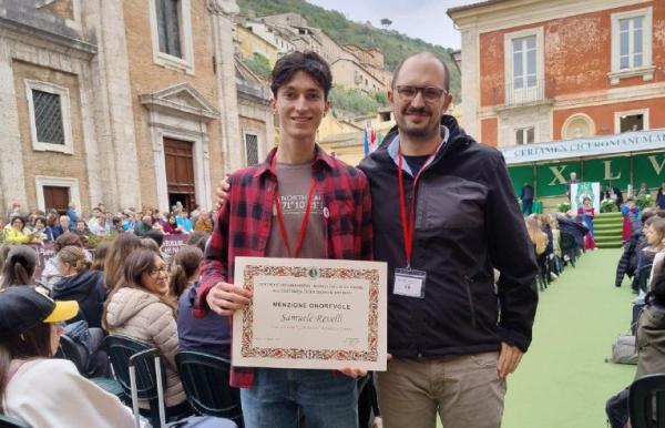 Per Samuele la “menzione” al Certamen Ciceronianum