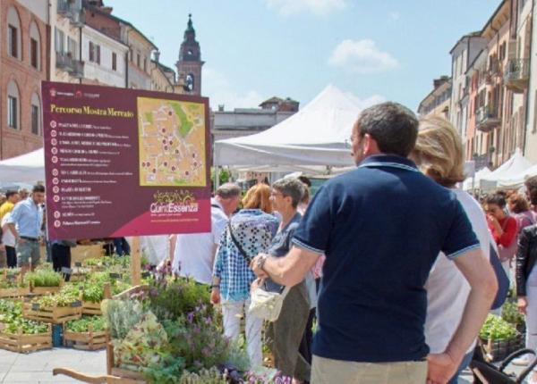 Savigliano diventa palcoscenico per erbe, fiori, essenze e spezie