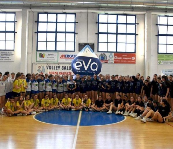 Festa del volley nel Marchesato