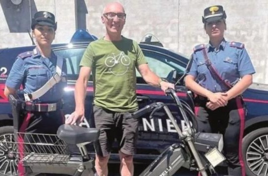 Il motorino “Garelli” rubato 42 anni fa recuperato e restituito dai carabinieri