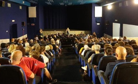 Barge: cinema senza proiettore