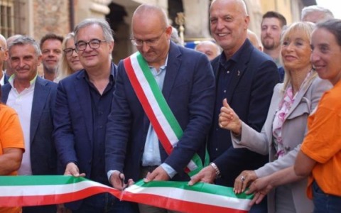 Costigliole si tinge di arancione Al via il gran weekend della Tonda