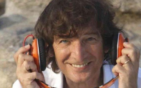 Gioca jouer, Cuneo balla con Cecchetto