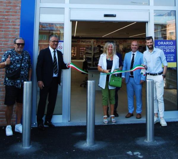 In’s apre a Revello con 700 mq