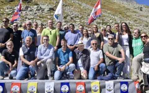 La Lega al Monviso, tra l’ampolla di Bossi e la sfida di riconquistare i voti perduti