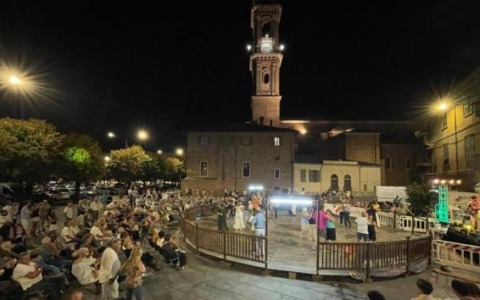 Dalla Meccanica alla grande fiera Le cartoline di San Chiaffredo