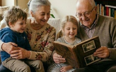 Quel rapporto speciale che lega nonni e nipoti