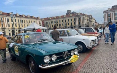 Un weekend con le auto d’epoca in scena la Ruota d’Oro Storica
