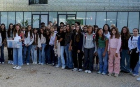 Scuola a Busca: una capsula del tempo per raccontarsi alle generazioni future