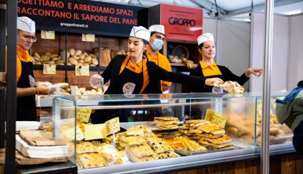 Di piazza in piazza, musica e laboratori nella grande vetrina di pane, pizza e dolci