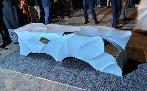 Giorgetto Giugiaro a Vigone per la sua Panchina d’artista