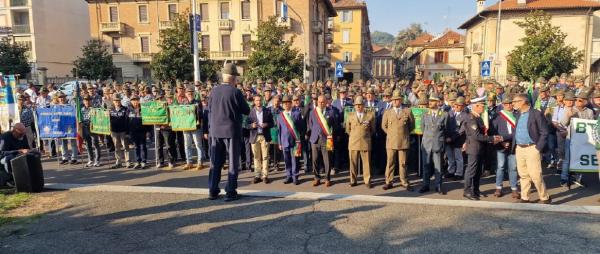 Gli Artiglieri da montagna fanno 30 L’Aosta e il passato alpino di Saluzzo