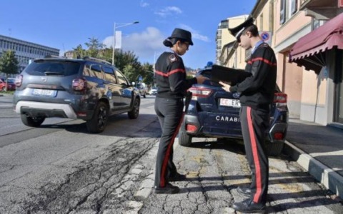 Controlli sui negozi multi etnici: non tutti sono in regola