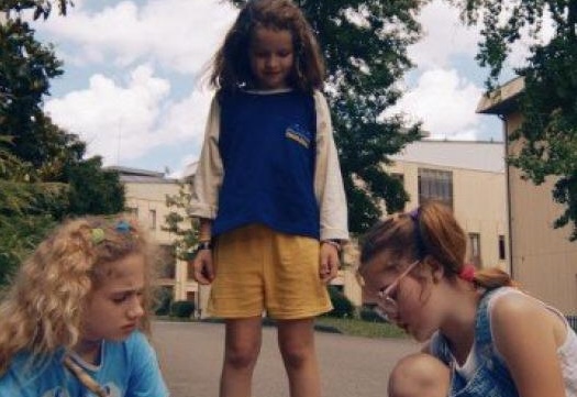 Lunedì cinema riaparte con il film “Le bambine”