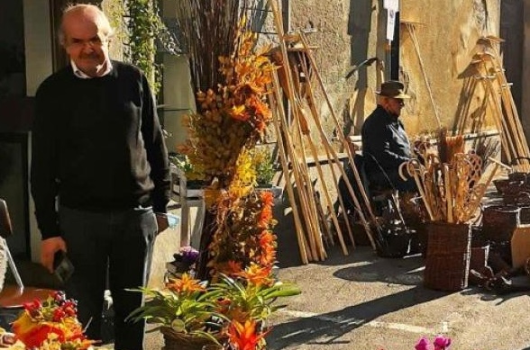 Piazza Biandrate cuore della festosa kermesse