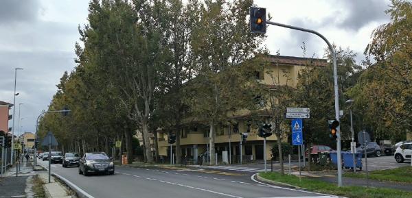 Verzuolo, semaforo “in prova” sul viale